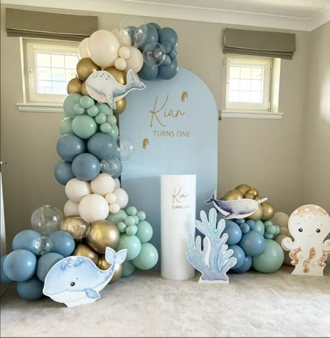 Nautical Balloons, Baby Birthday Month, White Gold Balloons, Sea Baby Shower Theme, Ocean Theme Party Decorations, Sea Birthday Party Decorations, Oneder The Sea, Nemo Birthday Party, Baby First Birthday Themes