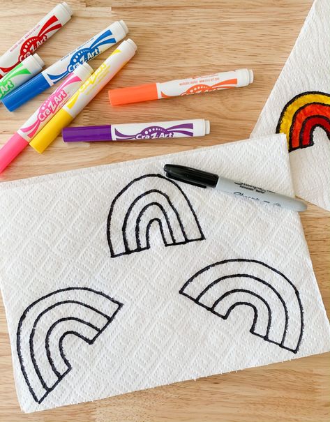 Paper Towel Art Preschool, Paper Towel Watercolor, Painting On Paper Towels, Paper Towel Marker Water, Washable Marker Art, Magic Paper Towel Art, Water Marker Art, Paper Towel Painting, Paper Towel Art