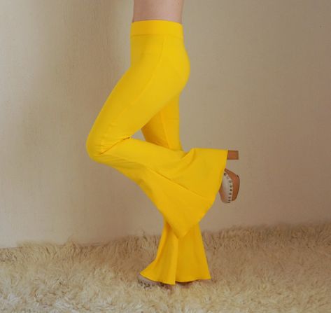 Black Bell Bottoms, 70s Retro Style, Birthday Boho, 70s Clothing, Pant Women, Buy Clothes Online, Yellow Neon, Festival Pants, School Birthday