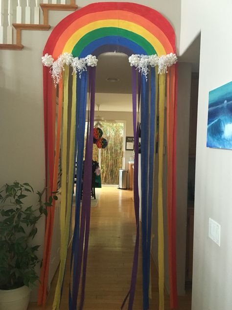 Diy Rainbow Party Decor, Rainbow Entrance Decoration, Dollar Tree Rainbow Party, Rainbow Themed Decorations, Giant Rainbow Decoration, Rainbow Ceiling Decorations, Trans Party Ideas, Pride Decorations Party, Pride Month Decorations Diy