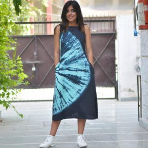 Shibori Fashion, 1 Piece Dress, Tie Dye Patterns Diy, Single Dress, Tie Dye Fashion, Batik Design, Batik Fashion, Hand Tie, Tie Dye Outfits