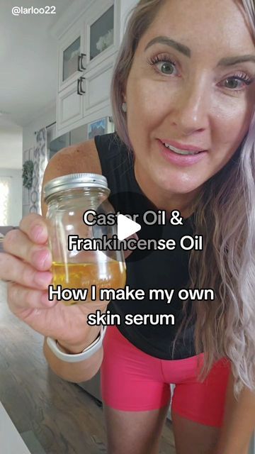 Diy Facial Oil Serum, Castor Oil With Essential Oils, Castor Oil And Frankincense Roller Ball Recipe, Castor Oil Compress Diy, Castor Oil Face Moisturizer, Castor Oil Witchcraft, How To Use A Castor Oil Pack, Castor Oil Moisturizer Diy, Frankincense Oil For Face