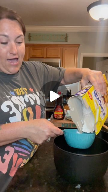 Caroline Davis on Instagram: "Let's make SAUSAGE MCGRIDDLE BITES for breakfast! Comment LINKS and I'll message you the items that I used in today's video. #sausage #mcgriddlebites #breakfastrecipes #mississippikween" Dinner With Breakfast Sausage, Sausage Mcgriddle Bites, Mini Mcgriddle Bites, Brunch Snacks Appetizers, Breakfast Finger Foods For A Crowd, Meal Ideas For A Crowd, Gameday Breakfast, Mcgriddle Bites, Sausage Mcgriddle