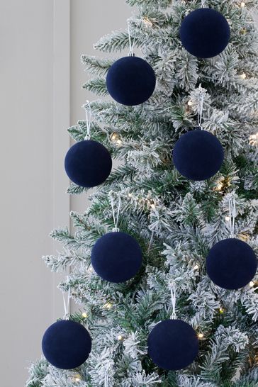 Christmas Tree Blue Theme, Christmas Tree Ideas Navy Blue, Dark Blue Christmas Decor, Navy Christmas Decor, Blue Winter Aesthetic, Blue Christmas Aesthetic, Navy Blue Christmas Decor, Navy Christmas Tree, Dark Blue Christmas