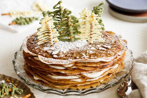 Christmas Crepe Cake, Gingerbread Crepes, Cleveland Food, Crepe Cake Recipe, Xmas Recipes, Crepe Cake, Gingerbread Cake, Crepe Recipes, Christmas Brunch