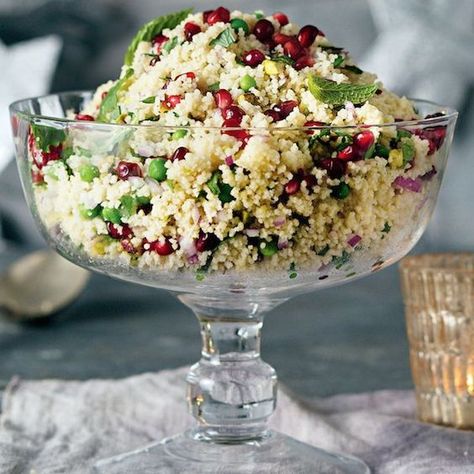 Christmas Lunch Menu Australian, Australian Christmas Lunch, Summer Christmas Lunch, Xmas Lunch Ideas, Christmas Picnic, Xmas Menu, Couscous Recipe, Christmas Salad, Christmas Salads