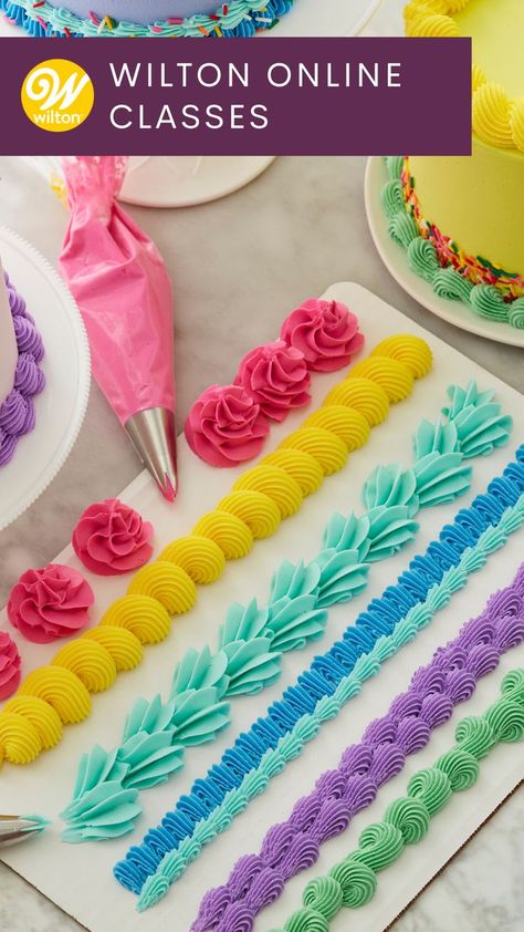 Cake Decorating Basics, Baking School, Decorator Frosting, Frosting Colors, Cake Decorating Icing, Cake Decorating For Beginners, Cake Classes, Wilton Cake Decorating, Cake Decorating Classes