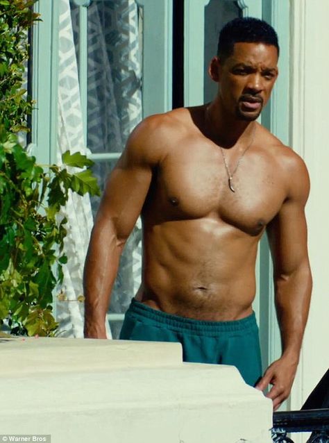 He's still got it! Will Smith displays his chiselled physique at the ripe old age of 46 as... Will Smith Actor, Dream Man, Flare Jumpsuit, Swag Men, In Focus, Margot Robbie, Hottest Celebrities, Attractive Men, Fine Men