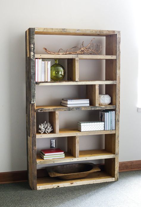 20 Amazing DIY Bookshelf Plans and Ideas – The House of Wood Amazing Bookshelves, Homemade Bookshelves, Diy Bookshelf Design, Diy Bookshelf Plans, Diy Bookshelves, Pallet Bookshelf, Rustic Bookshelf, Diy Bookshelf, Bookshelf Plans