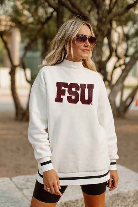 Ohio State Outfit, Alabama Sweatshirt, Stylish Blouses, Nfl Apparel, Gameday Couture, Everyday Clothing, Nfl Outfits, Carolina Gamecocks, South Carolina Gamecocks