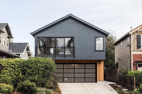 The Overhang ADU — Propel Studio Architecture | Portland, Oregon Adu Plans, Carriage House Plans, Studio Architecture, Bathroom Plans, Accessory Dwelling Unit, Studios Architecture, Garage Apartment, Rental Income, Commercial Architecture