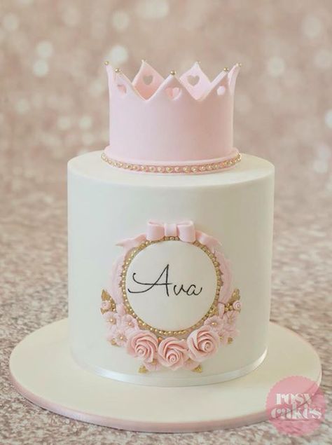 Pink and white cake, pearls, flowers, roses, crown, heart cutouts, girl Royal Princess Party, Torturi Baby Shower, Kue Fondant, Princess Cakes, Mini Torte, Princess Birthday Cake, Christening Cake, Baby Cakes, Cute Birthday Cakes