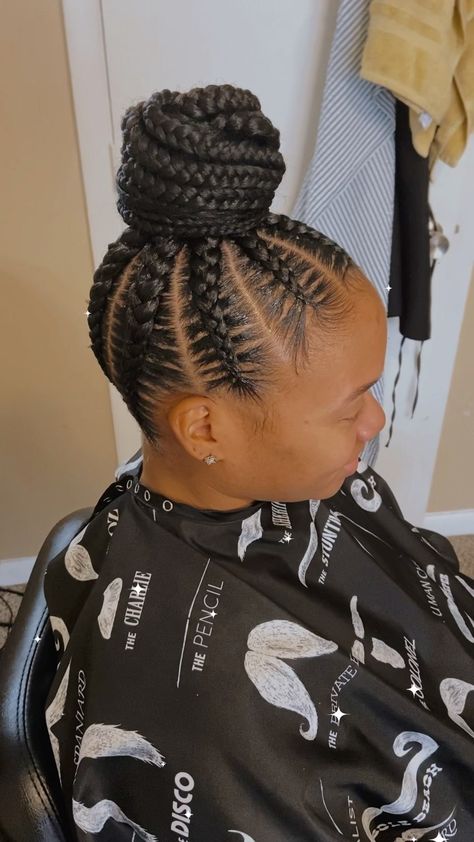 Medium Feed In Braids Ponytail Bun, Feed In Top Knot Bun, Large Braided Bun, Feed In Braids Into Bun, Feed In Bun, Braided Bun For Black Women, Taylor Hairstyles, Feed In Braids Ponytail, Stitch Braid