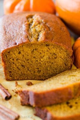 Pumpkin Bread Recipe - NatashasKitchen.com Pumpkin Cupcakes Easy, Bread Breakfast Ideas, Pumpkin Breads, Kristi Lee, Natasha Kitchen, Natashas Kitchen, Loaf Breads, Bread Calories, Best Pumpkin Bread Recipe