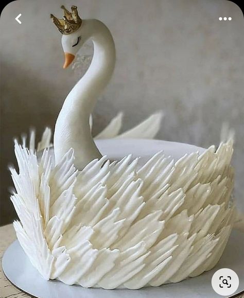 Animal Cake Ideas, Swan Party, Swan Cake, Animal Birthday Cakes, Flamingo Cake, Cool Cake Designs, Animal Cakes, Animal Cake, Baby Birthday Cakes