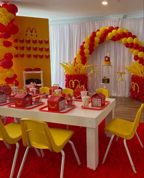 Mcdonald's Theme Birthday Party, Mcdonalds Themed Party, Mcdonald’s Bday Party, Happy Meal Birthday Party, Mcdonald’s Cake Ideas, Mcdonald’s Party Theme, Mc Donalds Birthday Party, Mcdonald’s Birthday Party Ideas, Mcdonald’s Themed Birthday Party