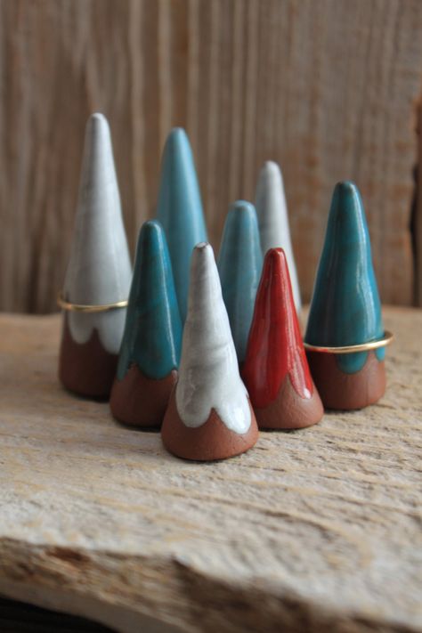 Handmade Ring Cone by Tasha McKelvey - Made-To-Order - 1-2 Weeks to Ship Lovely little ring cones in a variety of colors on brown high-fired pottery clay. Choose your own colors! (please indicate your choices from drop down menu). Available in two sizes, order both to make a set! Size: Tall - about 5-6 cm Short - about 3-4 cm Arrives gift wrapped! -------------------------------------------- *Note on Packing and Shipping* -------------------------------------------- I take great care in packing Easy Clay Projects For Beginners, Pottery Ring Holder, Throw Pottery, Handbuilding Pottery, Pottery Ring Dish, Pottery Ring, Chic Tattoo, Coil Pots, Clay Works