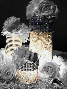 This is exactly what I would want for the centerpieces Wedding Anniversary Flowers, Ideas Fiesta, Silver Centerpiece, 60 Wedding Anniversary, Anniversary Flowers, Simple Centerpieces, Birthday Centerpieces, Elegant Centerpieces, 25th Wedding Anniversary