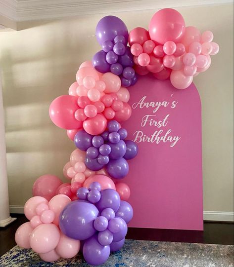 Wedding Balloon Garland, Purple Diy, Minnie Mouse Theme Party, Diy Balloon Decorations, Birthday Party Theme Decorations, Diy Balloon, Birthday Balloon Decorations, Balloon Backdrop, Theme Parties