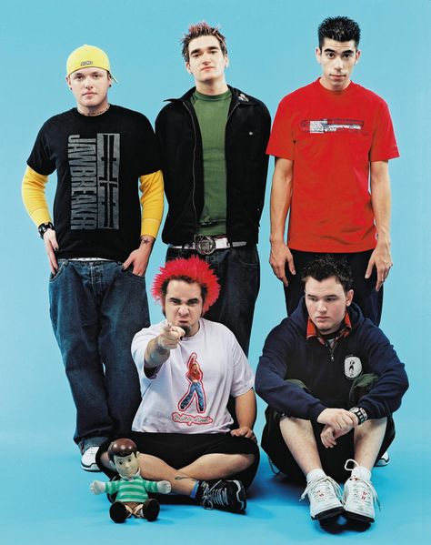 +41 best punk 2000s fashion Early 2000s Punk Fashion, Early 2000s Fashion Men, 2000s Punk Fashion, 2000s Boys Fashion, Pop Punk Outfits, Punk Fashion Men, 2000s Fashion Men, 2000s Boys, 2000s Men