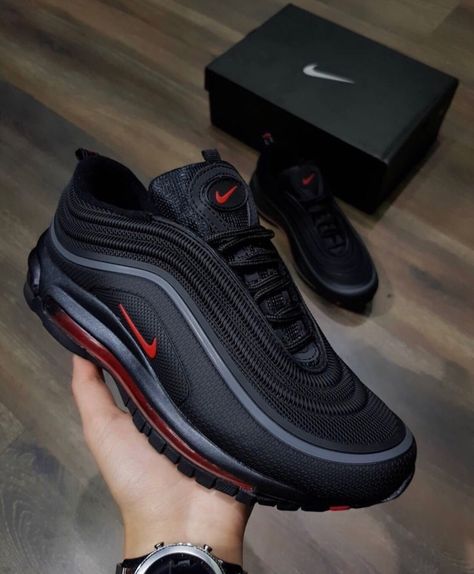 Air max 97 Nike Trainer, Nike Air Shoes, Fresh Shoes, Hype Shoes, Nike Air Max 97, Air Max 1, Sneakers Men Fashion, Running Shoes For Men, Paracord