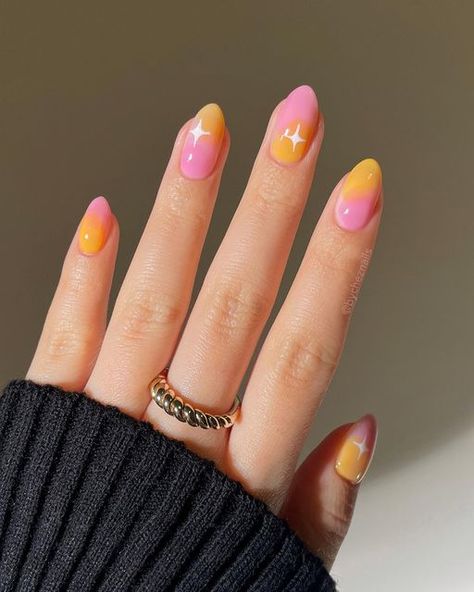 Peachy Pink Nail Designs, Pink Orange Gradient Nails, Nail Designs Gradient, Blended Nails, Summer Jelly Nails, Sherbet Nails, Gradiant Nails, Mango Nails, Spring Nails Easy