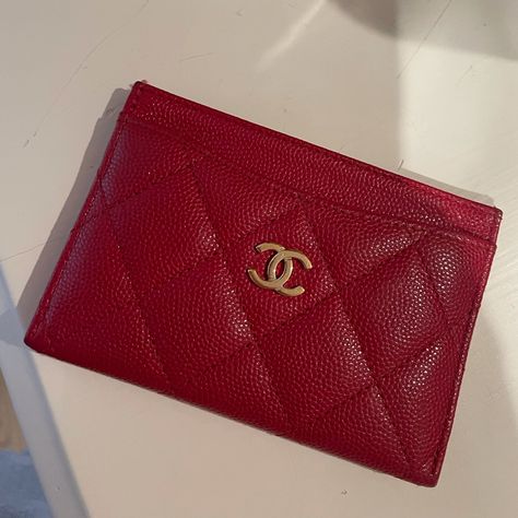 Designer Card Holder, Chanel Card Holder, Red Caviar, Bags 2024, Red Chanel, Chanel Box, Red Wallet, Key Wallet, Chanel Wallet