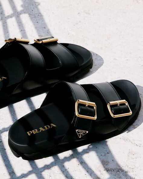 P R A D A Leather Buckle Slides Sizes: 38,39,40,41 Price: 4,000 Paris House, Feminine Hygiene Products, Luxury Slippers, Women Slippers Fashion, Prada Sandals, Luxury Tote Bags, Pretty Shoes Sneakers, Cute Shoes Heels, Shoe Wishlist