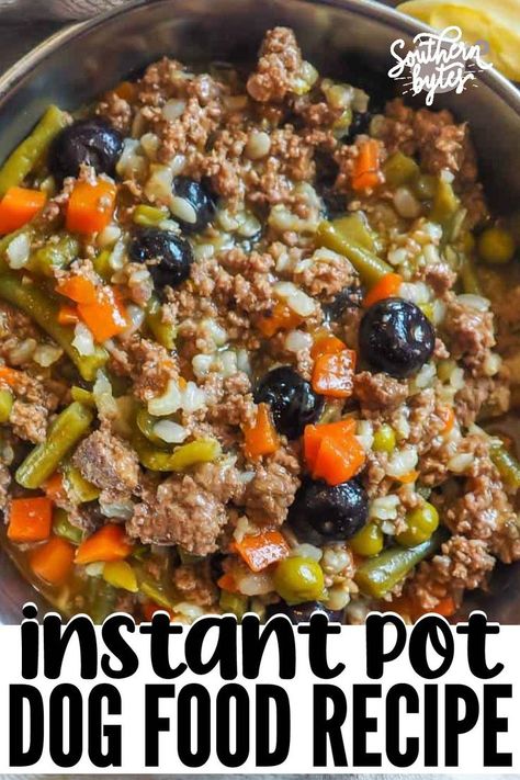 Ground Chicken Dog Food Recipe, Ground Beef Dog Food Recipes, Beef Dog Food Recipes, Cooker Dog, Dog Food Recipes Crockpot, Instant Pot Ground Beef, Chicken Dog Food Recipes, Foods Dogs Can Eat, Cook Dog Food