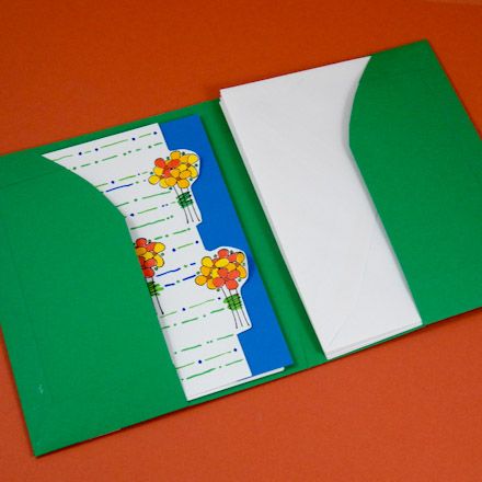 Make a pocket folder for your handmade greeting cards then slip cards and envelopes inside. Printable patterns included plus digital paper ribbon download Easy Pocket Card, How To Make Paper Folder, Diy Paper Folder, Paper Folder Design, Card Envelope Design, Pocket Folder Diy, Pocket Folder Template, Handmade Folder, Greeting Card Holder