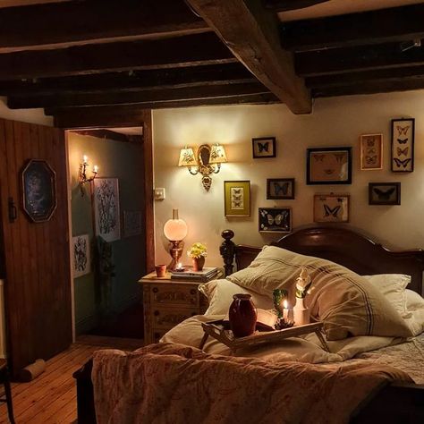 Dreamy Space, Home Decor Aesthetic, Cosy Room, Cottage Bedroom, Interiors Dream, Dream House Rooms, Aesthetic Rooms, Dream Apartment, Decor Aesthetic