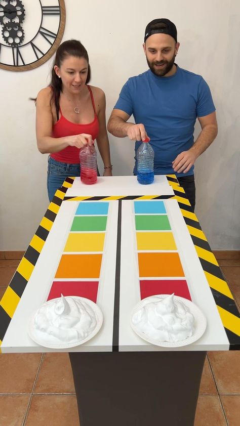 Noemie & Rudy | Sa réaction à la fin 🤣🤣 | Instagram 1 Minute Games, Messy Party Games, Games For The Family, Messy Games, Messy Party, One Minute Games, Kid Games, Entertaining House, House Guests