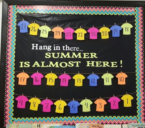 End of the year countdown bulletin board. Hang in there summer is almost here #blackandbright #countdownbulletin #hanginthere Countdown Bulletin Board, Door Bulletin Boards, School Countdown, Countdown To Summer, Summer Bulletin Boards, Spring Bulletin, Ra Bulletin Boards, Spring Bulletin Boards, Library Bulletin Boards