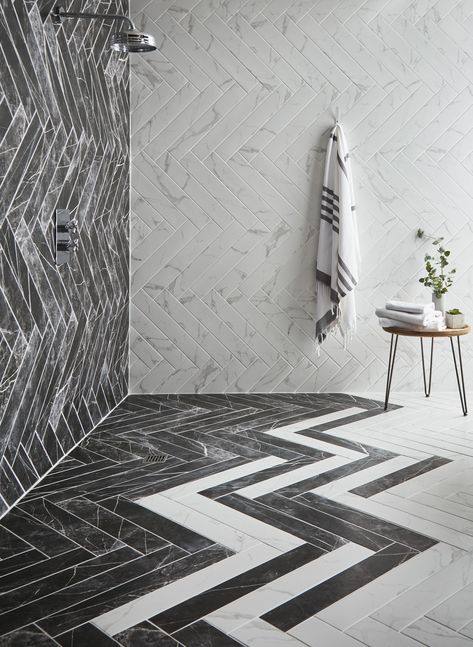 unique use of grey and white metro tiles to create a herringbone effect finish Floor Transitions, Dark Marble, Bathroom Design Black, Walk In Shower Designs, White Bathroom Tiles, Real Homes, Black And White Tiles, Subway Tiles, Tile Inspiration