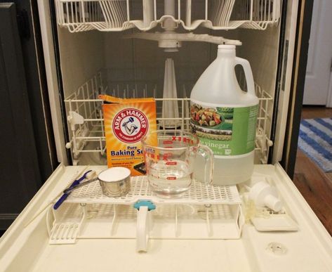 Materials to clean a Dishwasher Clean A Dishwasher, Homemade Toilet Cleaner, Clean Baking Pans, Hardwood Floor Cleaner, Cleaning Painted Walls, The Dishwasher, Glass Cooktop, Deep Cleaning Tips, Toilet Cleaner