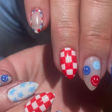 Patriotic Nail Designs, Patriotic Nails Design, Checkered Nails, Patriotic Nails, Blue And White Nails, Usa Nails, Fourth Of July Nails, 4th Of July Nails, July Nails