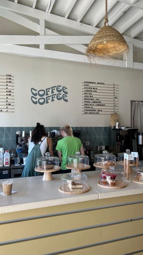 Blue And White Coffee Shop, Beach Vibe Coffee Shop, Coffee Business Aesthetic, California Cafe Aesthetic, California Coffee Shop, Beach Coffee Shop Aesthetic, Corner Shop Aesthetic, Surf Coffee Shop, Cafe Barista Aesthetic