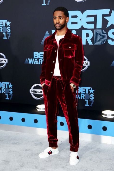 BIG SEAN   Pinterest: @Theyadoreme Track Suits, Bet Awards, Velvet Suit, Poetic Justice, Big Sean, Fashion Suits For Men, Stylish Mens Outfits, Men Fashion Casual Outfits, Black Man