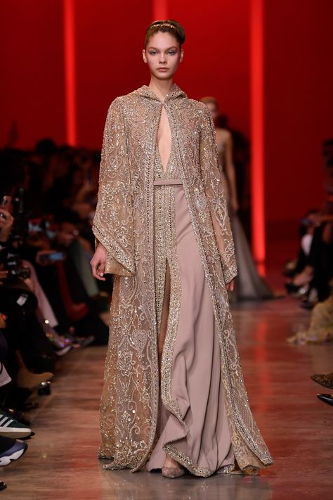 Elie Saab Couture Spring 2024 [PHOTOS] Arabian Outfit, Modern Cinderella, Arabian Princess, Glamorous Evening Dresses, Moroccan Clothing, Ellie Saab, Elie Saab Spring, Elie Saab Couture, Elegant Outfit Classy