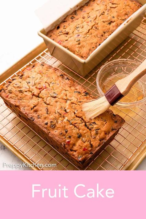 This easy Fruit Cake recipe is a classic holiday dessert. It’s a festive, flavorful, and moist treat that comes together in a few simple steps. Full of dried fruits, nuts, and cozy spices, it’s perfect for gifting and enjoying during the holiday season. Small Lemon Cake Recipe, Cookies Decorating Party, Easy Fruit Cake Recipe, Dried Fruit Cake Recipe, Light Fruit Cake Recipe, Gingerbread Cookies Easy, Moist Fruit Cake Recipe, Easy Fruit Cake, Easy Christmas Cake Recipe