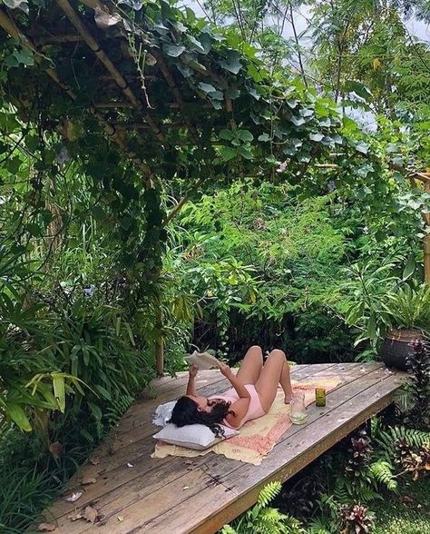 Dream Lifestyle, Summer Dream, Nassau, Nature Aesthetic, In The Woods, Summer Aesthetic, Outdoor Bed, Havana, Mother Nature