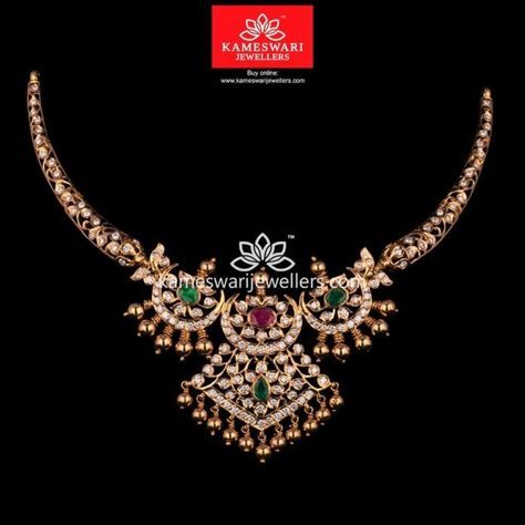 Images By Prabhareddy Yerramorusu On Gold Jewellery 7C8 Jewlary Pic, Kanti Necklace, Kameswari Jewellers, Gold Jewelry Simple Necklace, Beautiful Gold Necklaces, Diamond Necklace Designs, Bridal Diamond Jewellery, Diamond Jewelry Designs, Gold Jewelry Simple