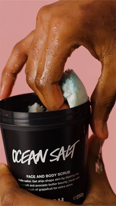 Lush Ocean Salt, Lush Body Scrub, 2025 Wishlist, Salt Face Scrub, Face And Body Scrub, Ocean Salt, Face Body Scrub, Exfoliating Face, Lush Products