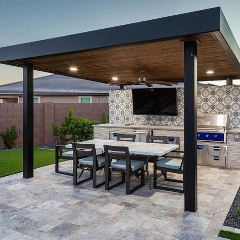 ideas-for-designing-a-covered-grill-area-10 Covered Grill Area, Covered Pergola Patio, Lavender Landscape, Custom Outdoor Kitchen, Sitting Nook, Outside Grill, Outdoor Grill Area, Backyard Covered Patios, Covered Patio Design