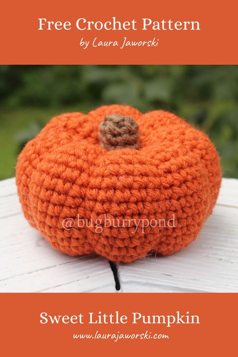 Pumpkin Crochet Pattern Free, Laura Jaworski, Knitted Halloween, Pumpkin Patterns Free, Yarn Projects Crochet, Goose Clothes, Fall Crochet Patterns, Fall Crochet, Crochet Halloween