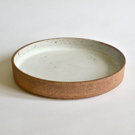 Straight-sided Serving Tray Pottery Trays Ideas, Pottery Serving Dishes, Ceramic Tray Ideas, Pinch Pot Designs, Diy Plates, Ceramic Serving Dishes, Ceramic Trays, Ceramic Serving Tray, Pottery Tray