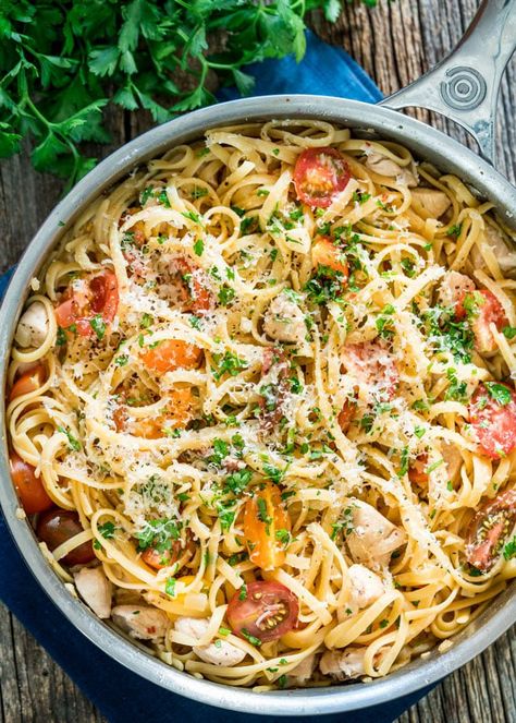 Chicken Scampi Pasta, Chicken Scampi Recipe, Chicken Scampi, Scampi Pasta, Pasta With Chicken, Easy Skillet Meals, Jo Cooks, Scampi Recipe, Olive Garden