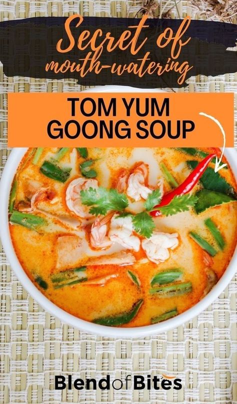 Thai Tom Yum Soup, Tom Yum Soup Recipe, Thai Soup Recipes, Tom Yum Goong, Healthy Diet Meal Plan, Tom Yum Soup, Tom Yum, Best Soup Recipes, Soup Dinner