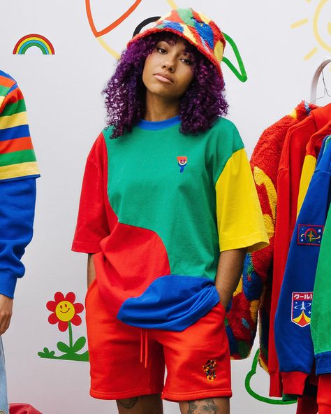 Only Cool Shirtz - Shipped Worldwide. Dopamine Fashion Aesthetic, Quirky Maximalist, Colour Blocking Outfit, Bright Clothing, Maximalist Fashion, Fit Female, Colour Blocking Fashion, Patchwork Clothes, Kids Swim