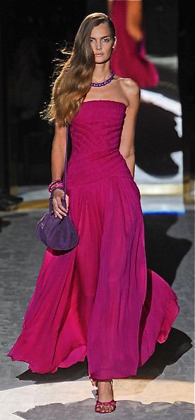 Salvatore Ferragamo Prom Dress Inspiration, Pink Gowns, Runway Dresses, Gorgeous Gowns, Beautiful Gowns, Fashion Week Spring, Milan Fashion Week, Pink Fashion, Gorgeous Dresses